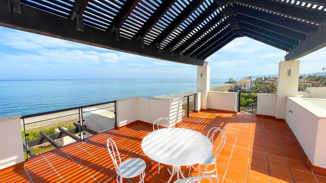 Apartamento Exclusive Luxury Frontline Beach Penthouse Casares Del Mar - Estepona Exterior foto