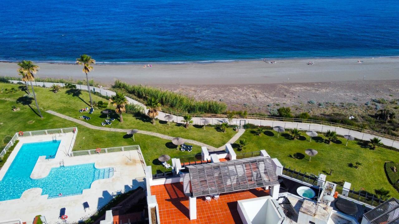 Apartamento Exclusive Luxury Frontline Beach Penthouse Casares Del Mar - Estepona Exterior foto